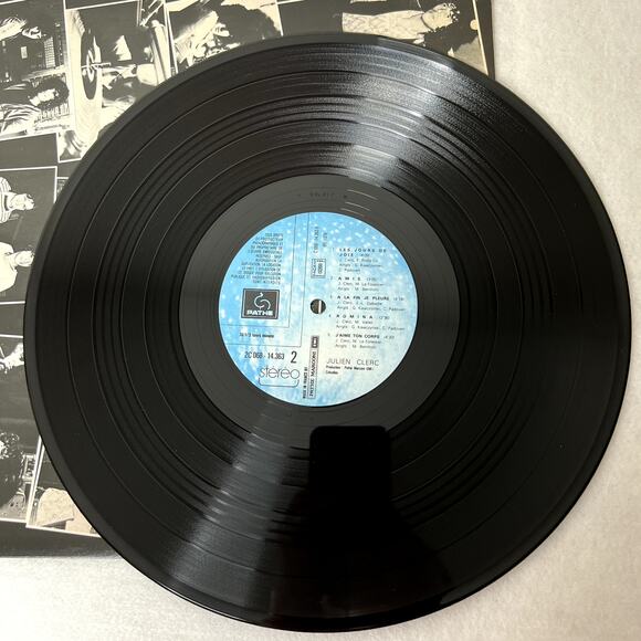 Julien Clerc Album Vinyl Record - Picture 5 of 6